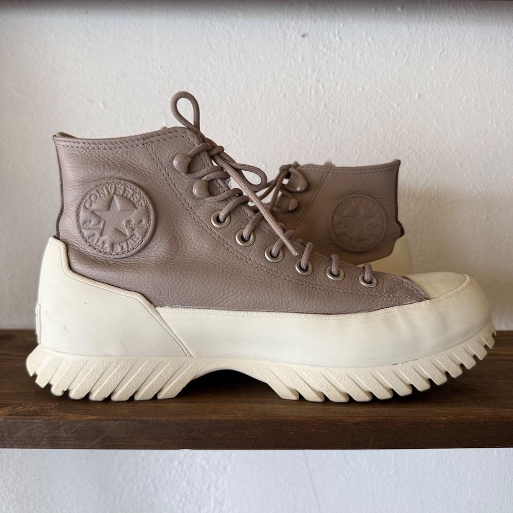 Converse Chuck Taylor All Star Lugged Winter 2.0 Womens 9.5 Hummus Waterproof